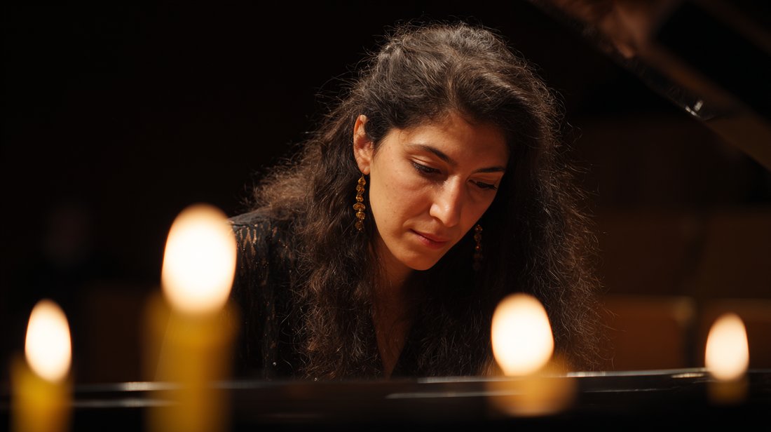 Продукт в AI-сцене — работа Анны Мирибян